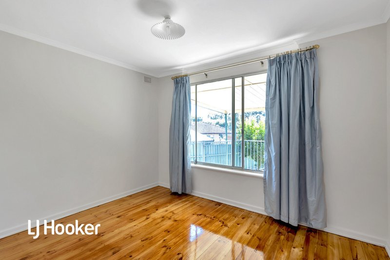 Photo - 24 Thorndon Crescent, Paradise SA 5075 - Image 3