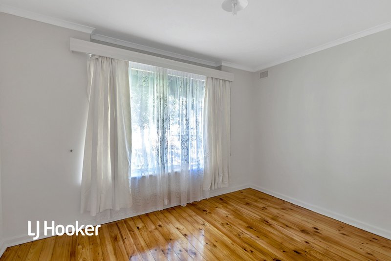 Photo - 24 Thorndon Crescent, Paradise SA 5075 - Image 5