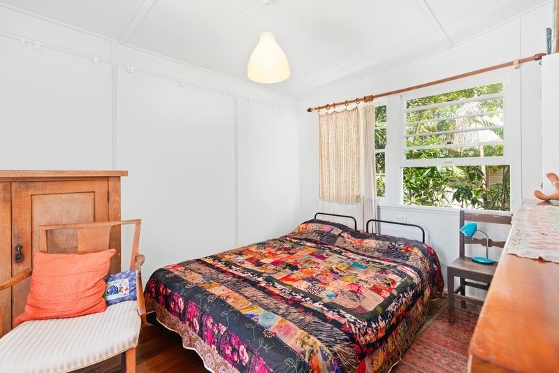 Photo - 24 Thrower Drive, Currumbin QLD 4223 - Image 6