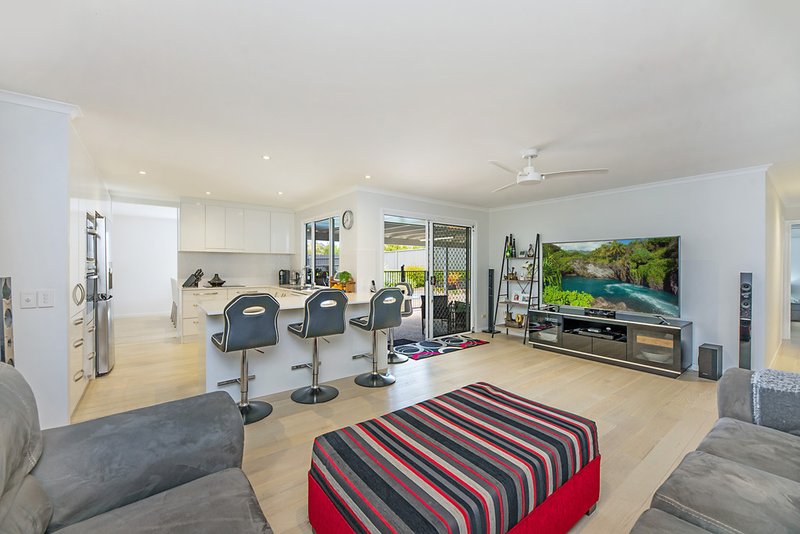 Photo - 24 Timbertop Street, Buderim QLD 4556 - Image 5