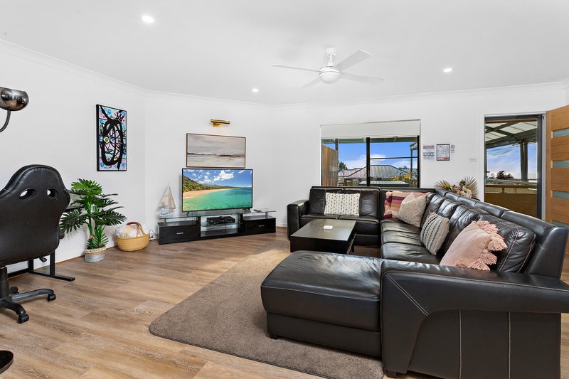 Photo - 2/4 Tingira Crescent, Kiama NSW 2533 - Image 3