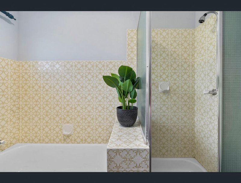 Photo - 24 Tonlegee Street, Ferny Grove QLD 4055 - Image 10