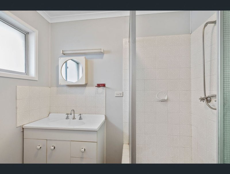 Photo - 24 Tonlegee Street, Ferny Grove QLD 4055 - Image 15