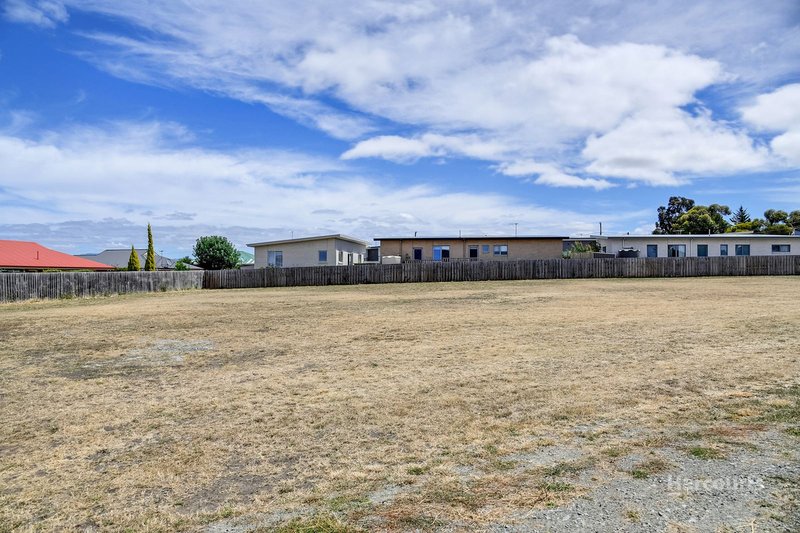 Photo - 24 Torquay Drive, Sorell TAS 7172 - Image 6