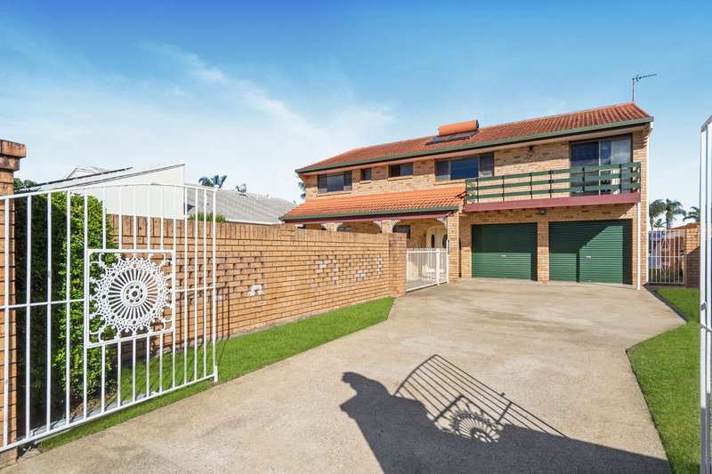 Photo - 24 Tosti Street, Sorrento QLD 4217 - Image 3