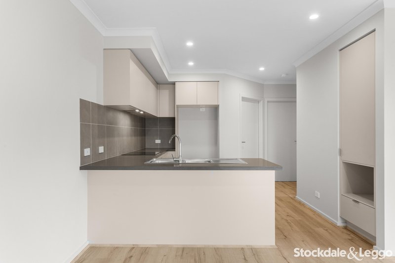 Photo - 24 Tottori Road, Truganina VIC 3029 - Image 3