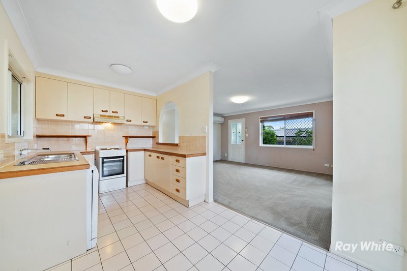 Photo - 24 Tulip Street, Daisy Hill QLD 4127 - Image 11