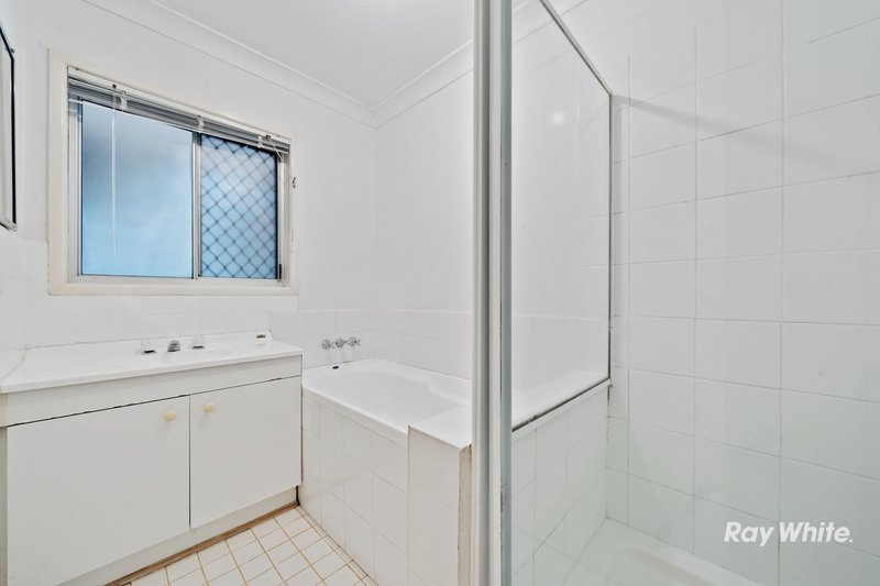 Photo - 24 Tulip Street, Daisy Hill QLD 4127 - Image 16