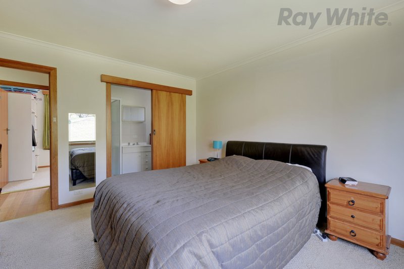 Photo - 24 Turnbull Crescent, Rosetta TAS 7010 - Image 7