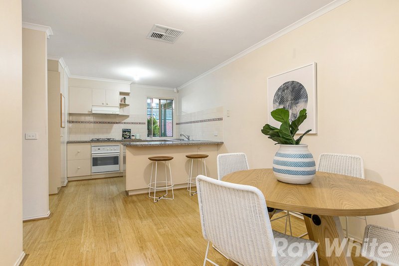 Photo - 2/4 Turner Road, Highett VIC 3190 - Image 4