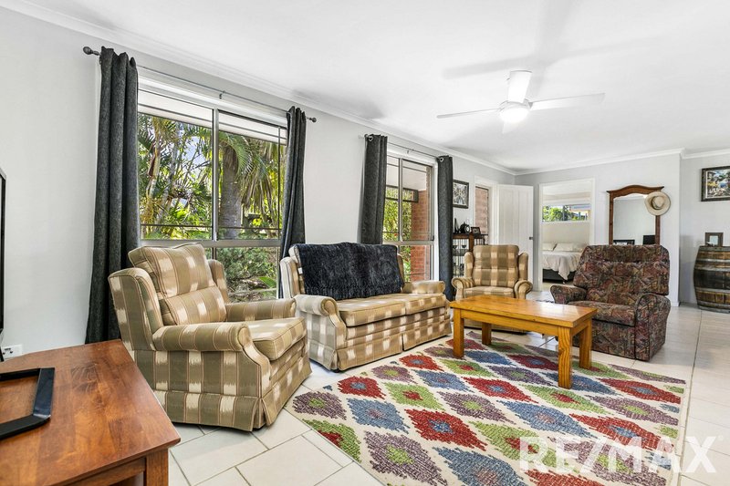 Photo - 24 Turnstone Boulevard, River Heads QLD 4655 - Image 10