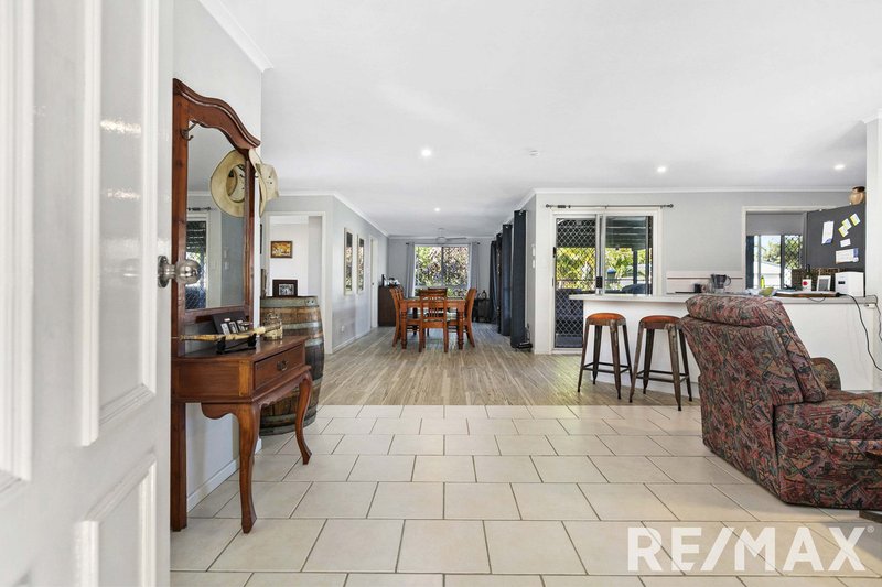 Photo - 24 Turnstone Boulevard, River Heads QLD 4655 - Image 3