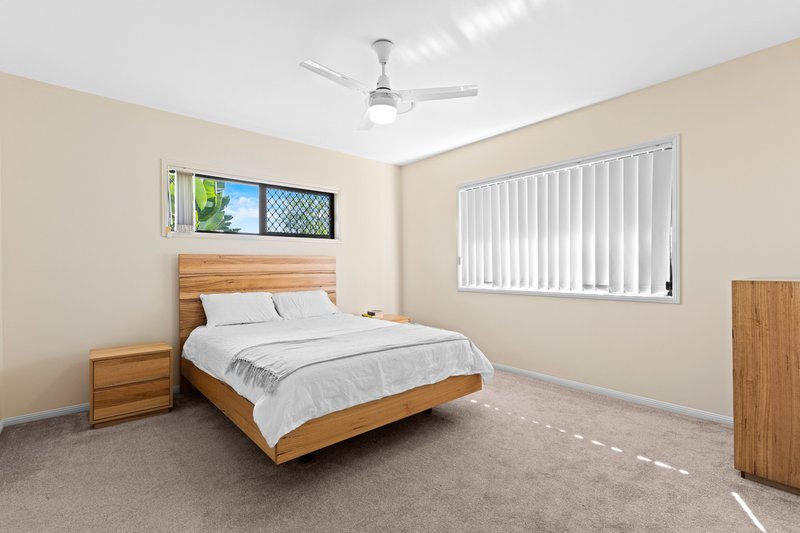 Photo - 24 Turrbal Street, Bellbowrie QLD 4070 - Image 8