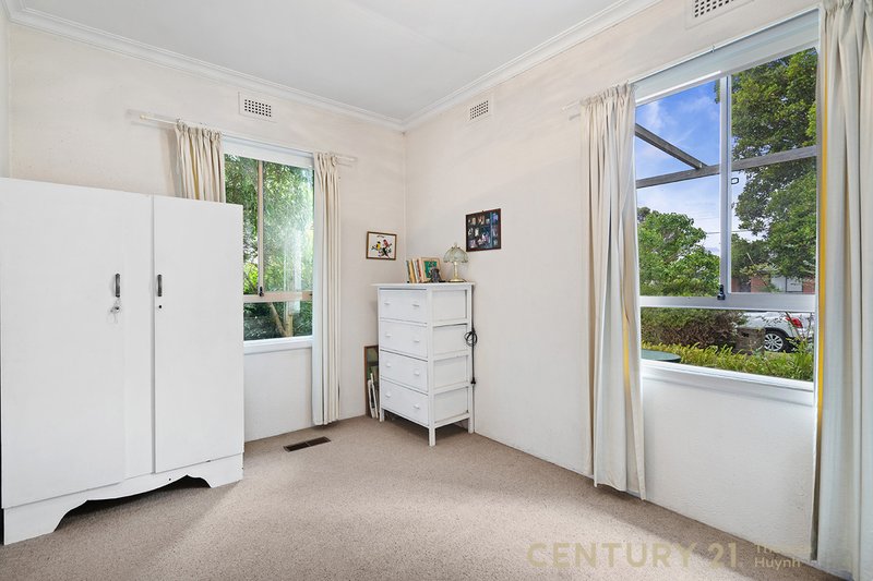 Photo - 24 Union Grove, Springvale VIC 3171 - Image 9