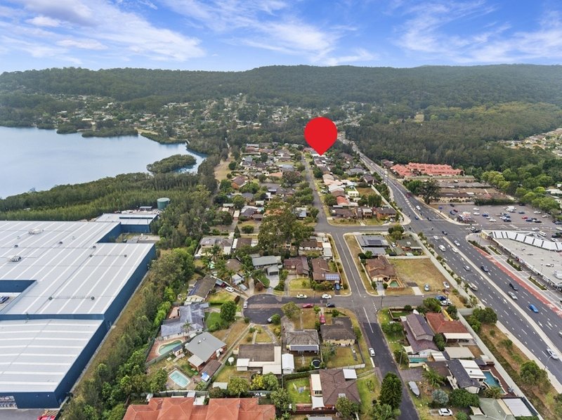 Photo - 24 Uratta Street, West Gosford NSW 2250 - Image 3