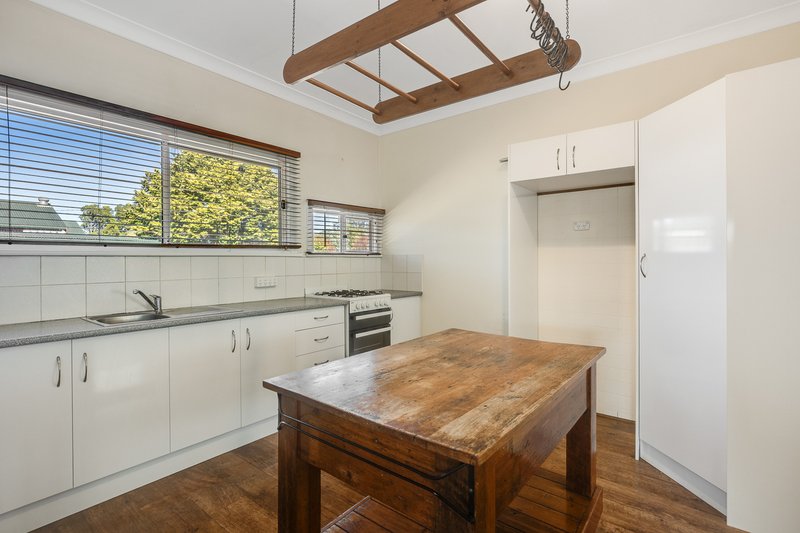 Photo - 24 Vacy Street, Newtown QLD 4350 - Image 4