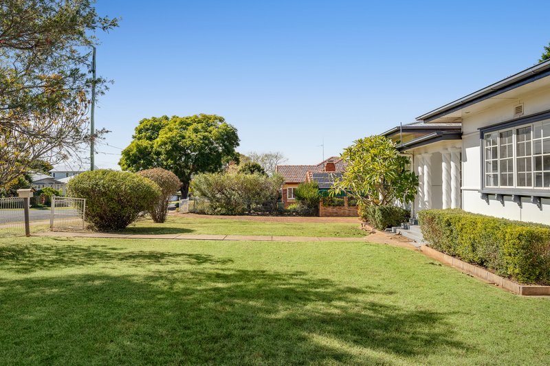 Photo - 24 Vacy Street, Newtown QLD 4350 - Image 13
