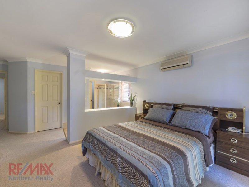 Photo - 24 Valencia Court, Eatons Hill QLD 4037 - Image 7