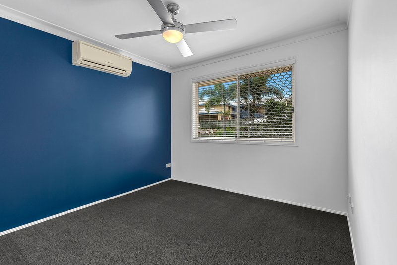 Photo - 24 Van Dyke Crescent, Mcdowall QLD 4053 - Image 15