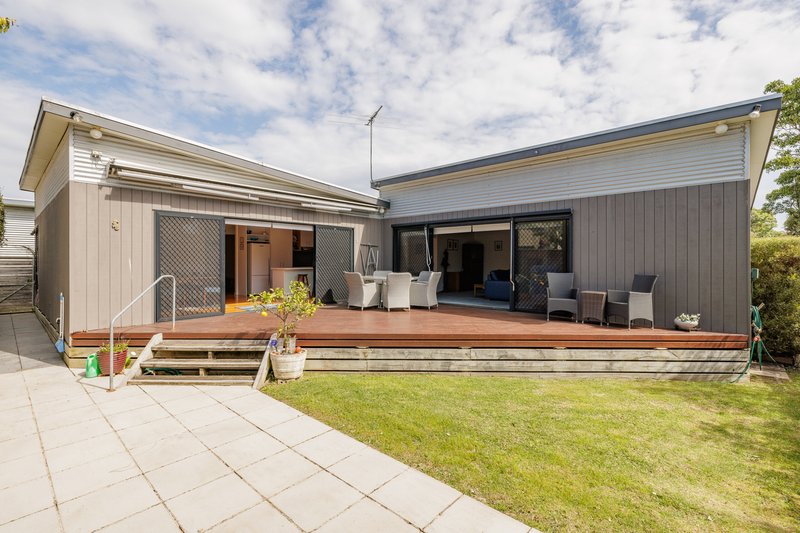 Photo - 2/4 Vaughan Street, Cowes VIC 3922 - Image 11