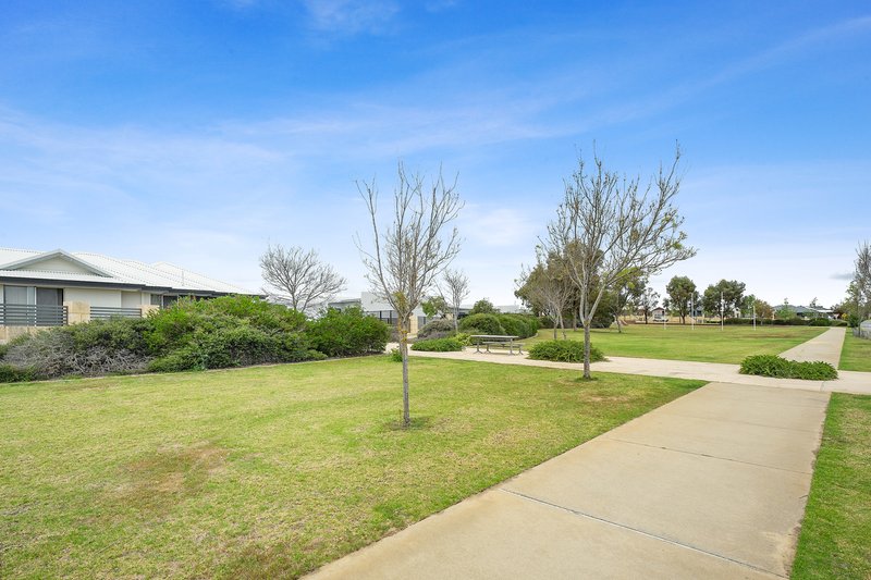 Photo - 2/4 Vigo Cove, Baldivis WA 6171 - Image 22