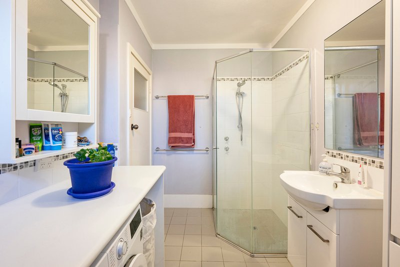 Photo - 2/4 Villiers Street, Yokine WA 6060 - Image 10