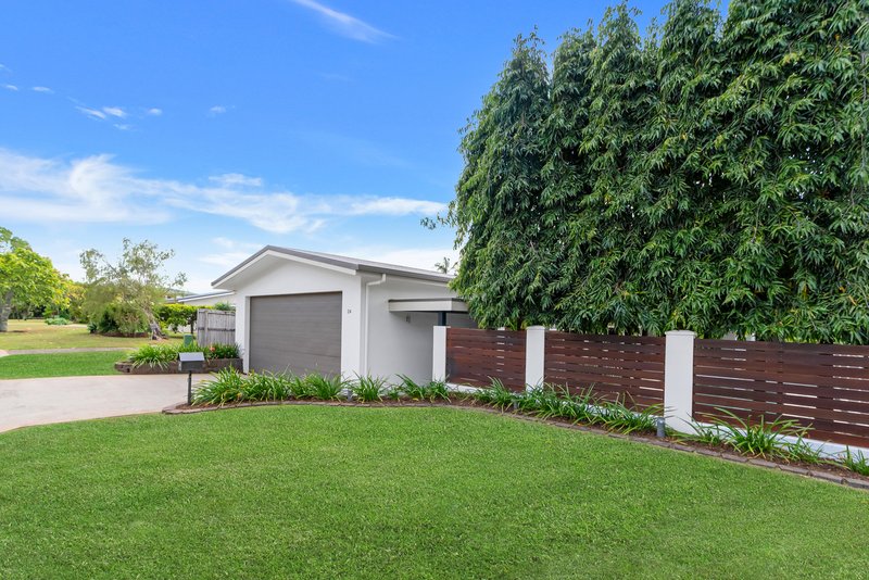 Photo - 24 Vista Street, Bayview Heights QLD 4868 - Image 4