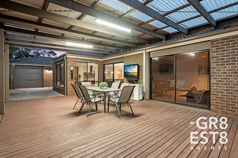 Photo - 24 Von Nida Drive, Cranbourne North VIC 3977 - Image 22