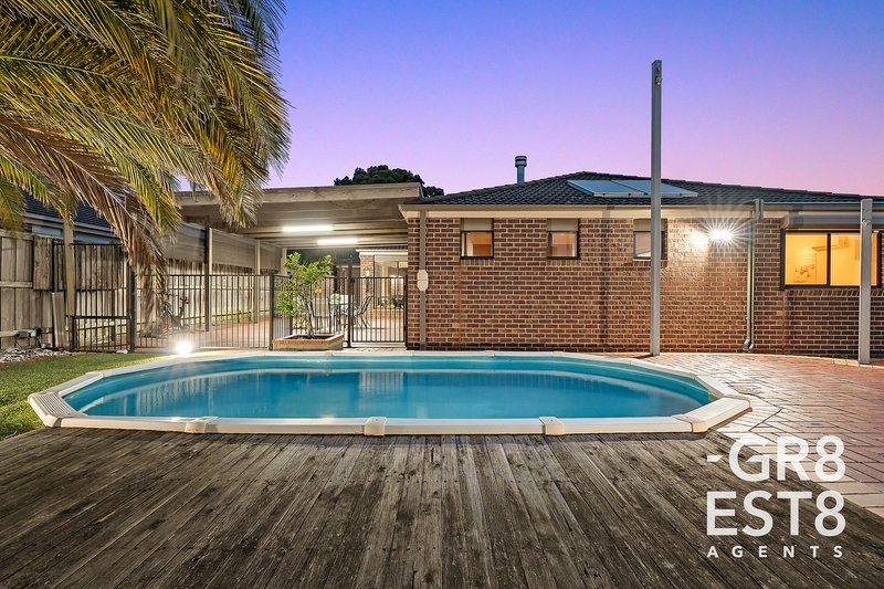 Photo - 24 Von Nida Drive, Cranbourne North VIC 3977 - Image 23