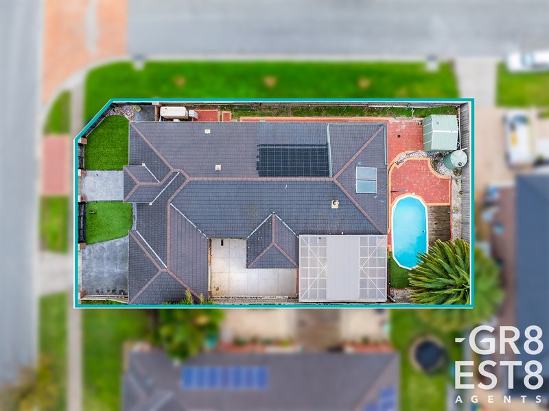 Photo - 24 Von Nida Drive, Cranbourne North VIC 3977 - Image 27