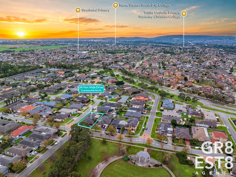 Photo - 24 Von Nida Drive, Cranbourne North VIC 3977 - Image 29
