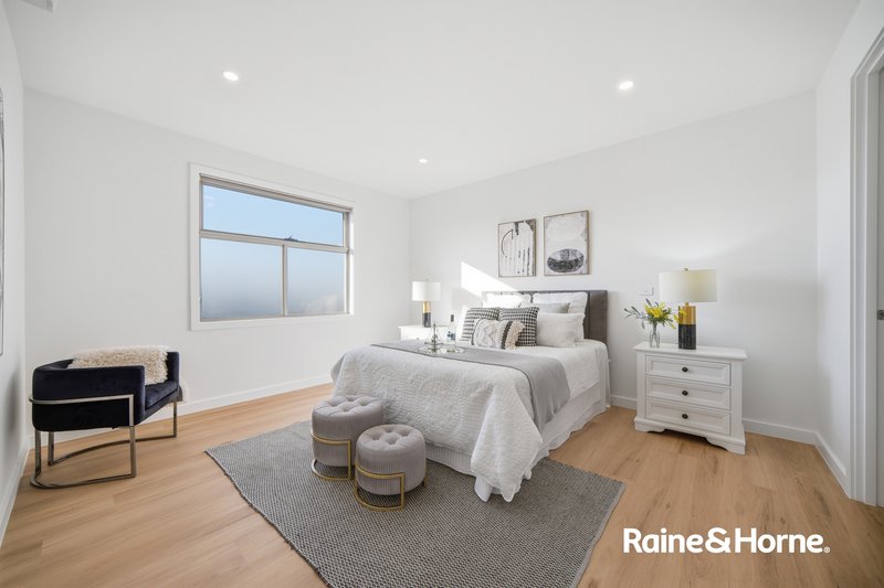 Photo - 2/4 Wales Street, Springvale VIC 3171 - Image 6