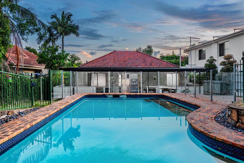 Photo - 24 Walker Street, Coorparoo QLD 4151 - Image 15