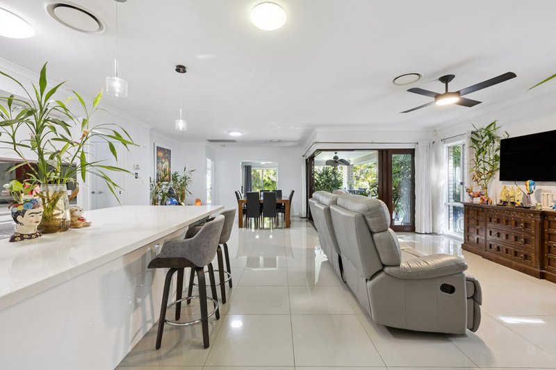 Photo - 24 Wallis Circuit, North Lakes QLD 4509 - Image 2