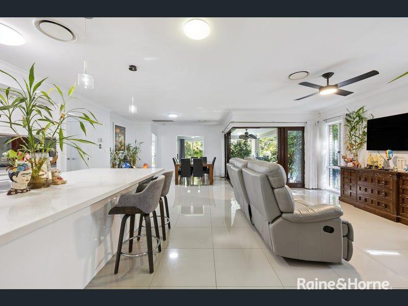 Photo - 24 Wallis Circuit, North Lakes QLD 4509 - Image 6