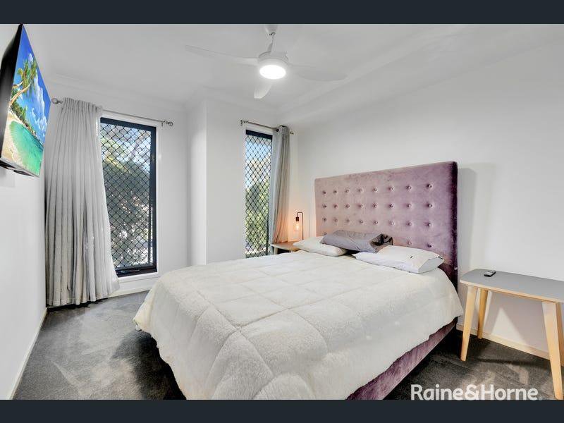 Photo - 24 Wallis Circuit, North Lakes QLD 4509 - Image 15