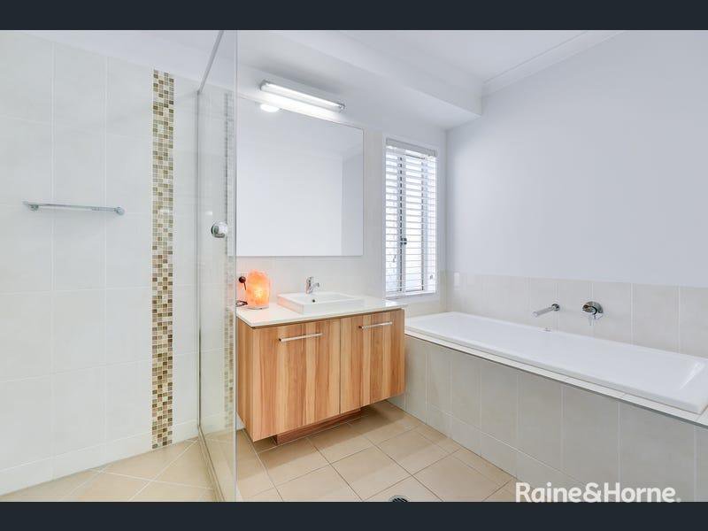 Photo - 24 Wallis Circuit, North Lakes QLD 4509 - Image 18