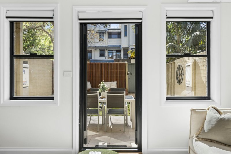 Photo - 2/4 Walsh Avenue, Glebe NSW 2037 - Image 3