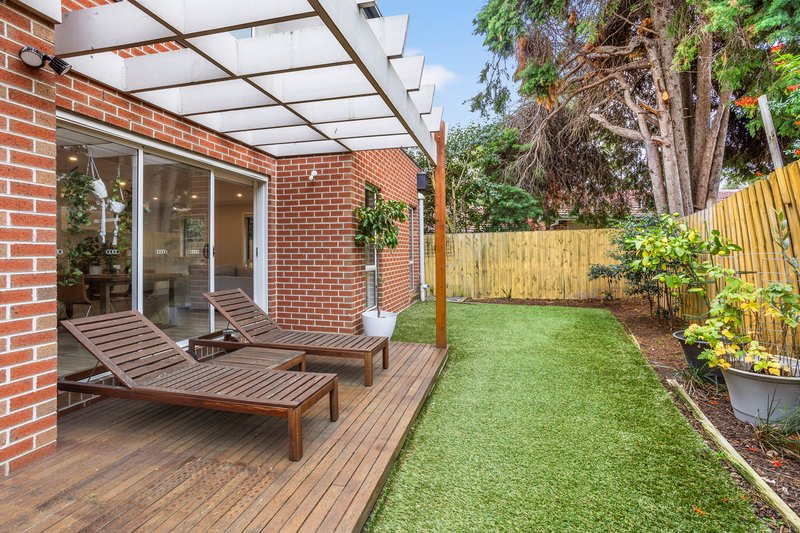 Photo - 2/4 Wanda Street, Mulgrave VIC 3170 - Image 8