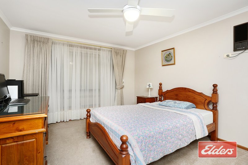 Photo - 24 Washington Drive, Craigmore SA 5114 - Image 6