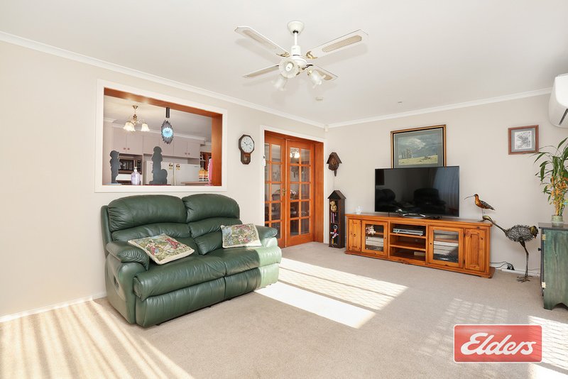 Photo - 24 Washington Drive, Craigmore SA 5114 - Image 10