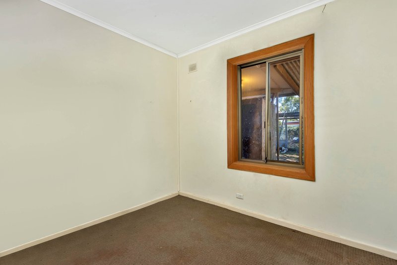 Photo - 24 Wasley Street, Elizabeth Downs SA 5113 - Image 4