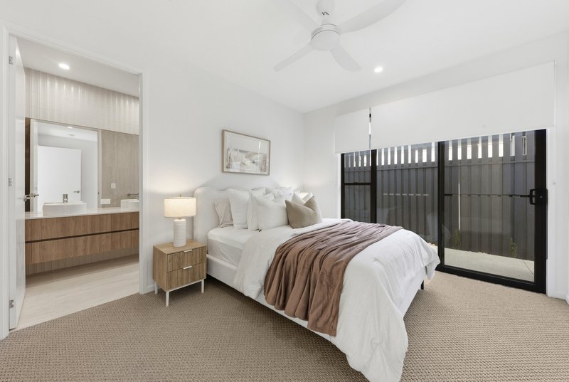 Photo - 2/4 Water Street, Buderim QLD 4556 - Image 6