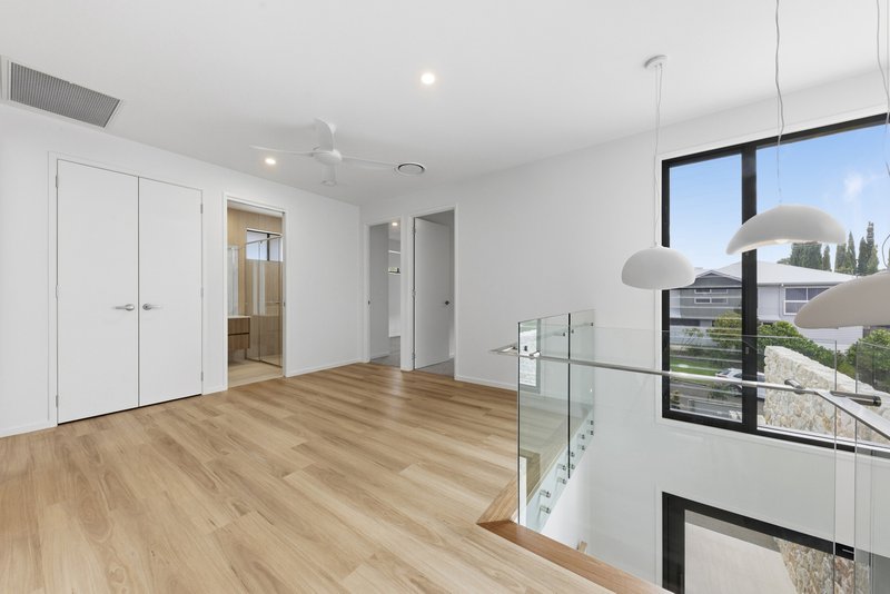 Photo - 2/4 Water Street, Buderim QLD 4556 - Image 9