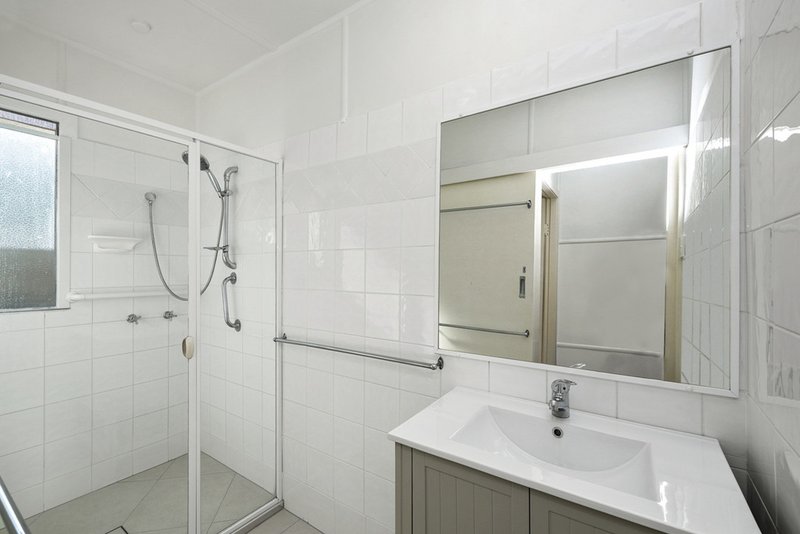 Photo - 24 Water Street, Deception Bay QLD 4508 - Image 9