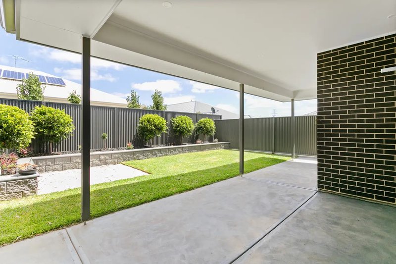 Photo - 24 Watson Way, Mount Barker SA 5251 - Image 6