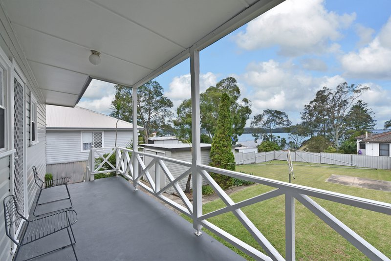 24 Wattle Street, Bolton Point NSW 2283