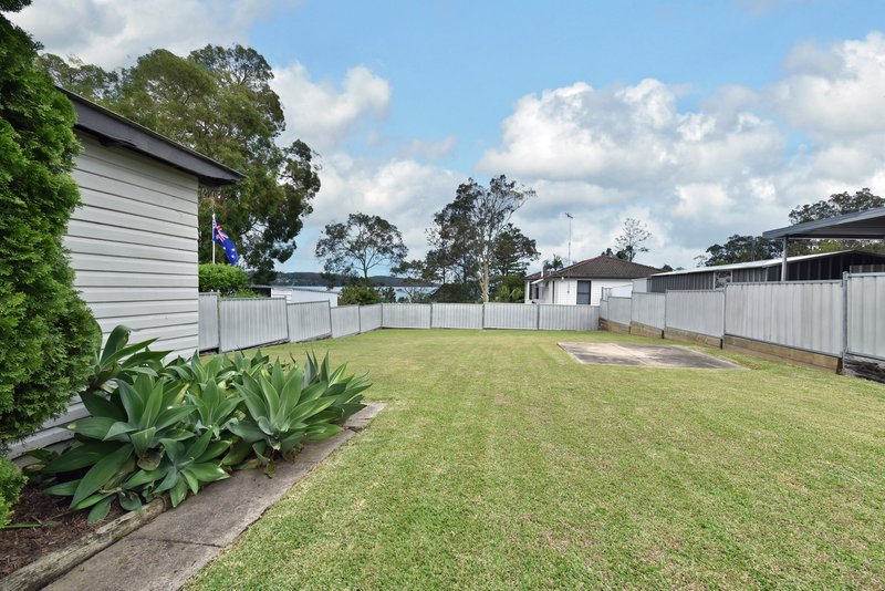 Photo - 24 Wattle Street, Bolton Point NSW 2283 - Image 11