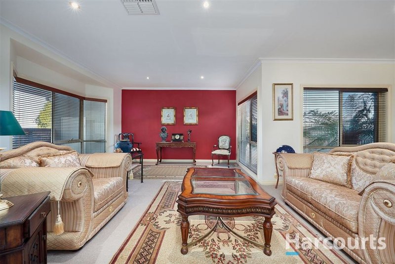 Photo - 24 Wattleview Rise, Scoresby VIC 3179 - Image 2