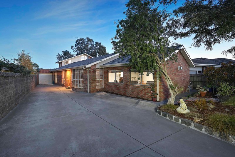 24 Waurnvale Drive, Belmont VIC 3216